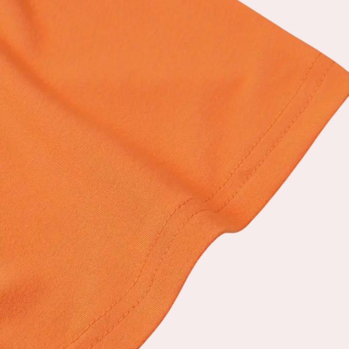 Lichtgewicht oranje t-shirt met korte mouwen