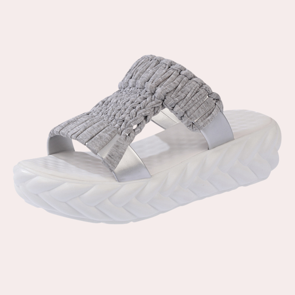 Lia - Stijlvolle gevlochten sandalen voor een zomerse look